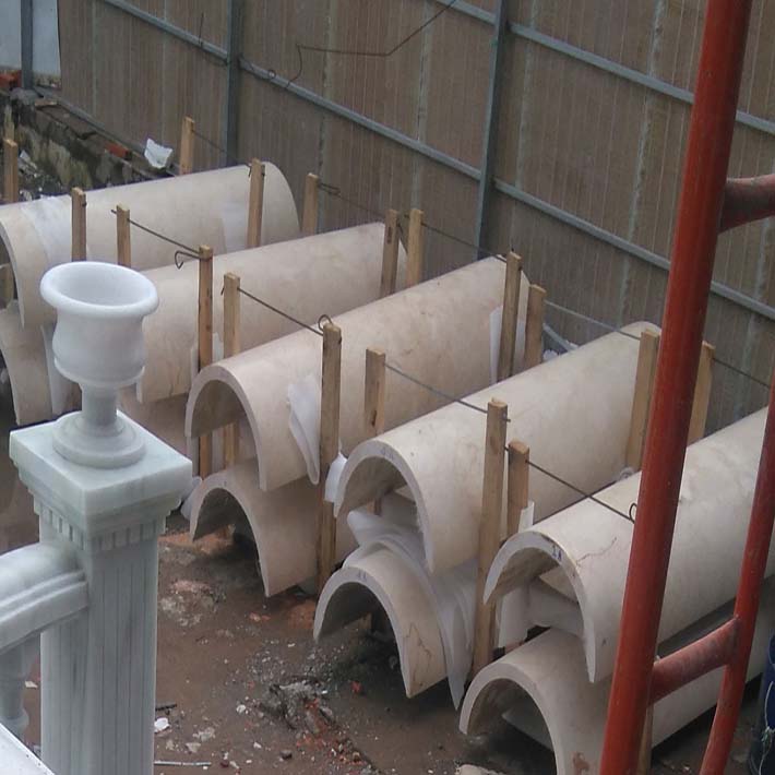 cột đá hoa cương