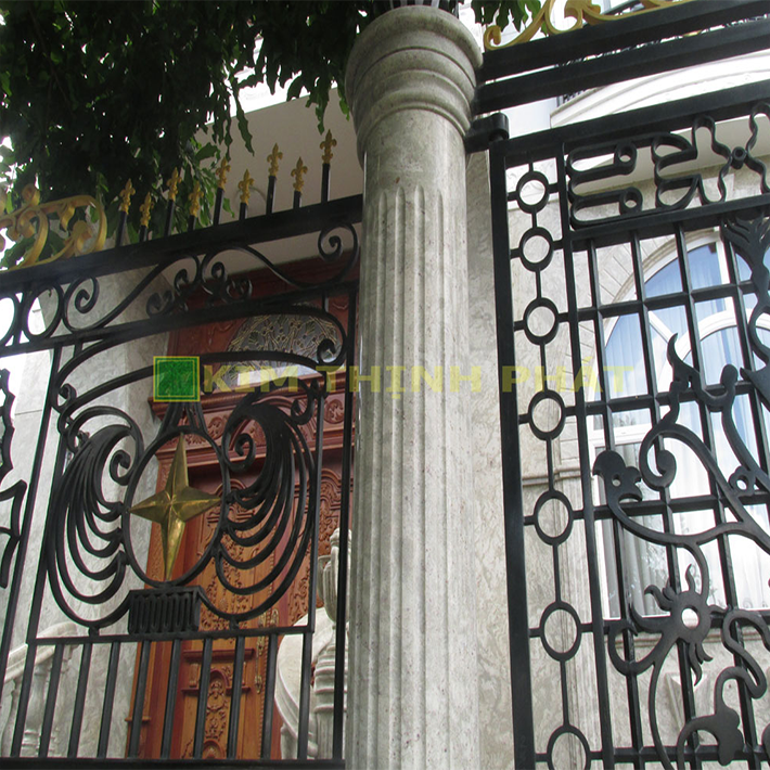 cột đá hoa cương