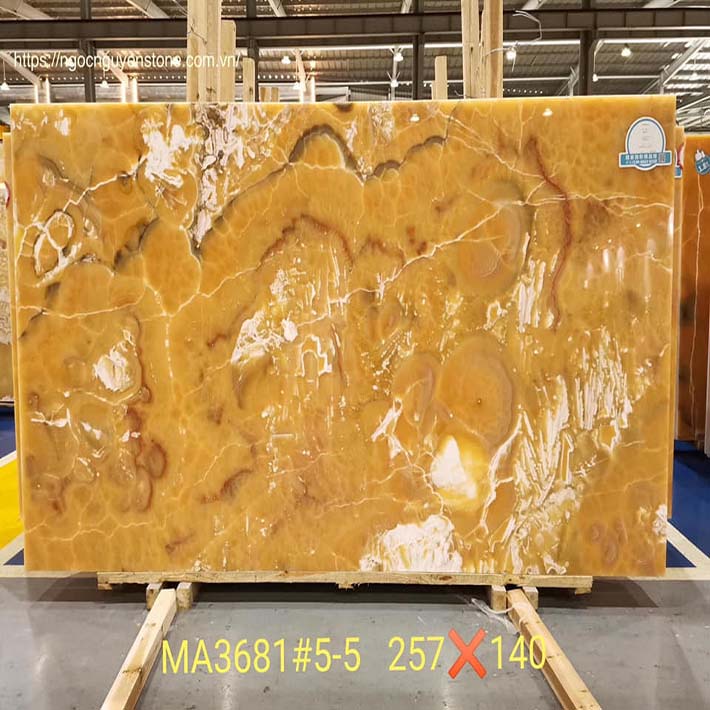 gia-da-hoa-cuong-vang-2151